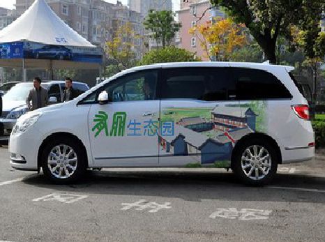 宜城户外车贴喷绘如何保持效果?